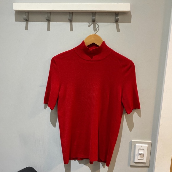 SOLD Akris Red 100% Wool turtleneck - Picture 1 of 5